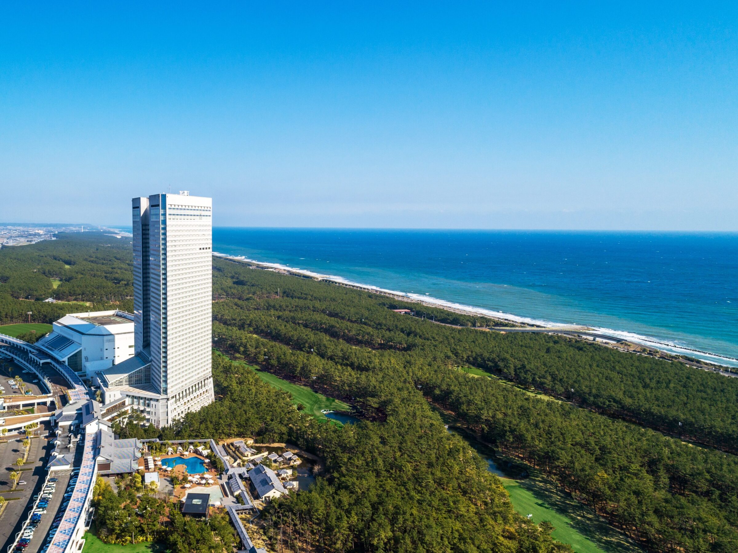 泊まるだけじゃない体験がある。〈フェニックス・シーガイア・リゾート〉