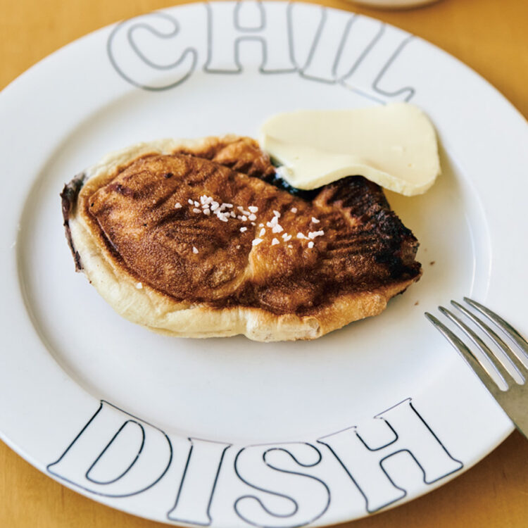 〈CHILDISH (차일디쉬) 〉／カフェ