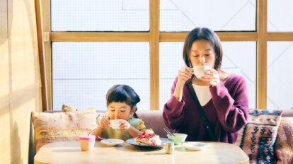 【東京】子連れで行きやすいカフェ｜東京駅徒歩1分のおしゃれファミレス、子連れ歓迎なおしゃれレストランなど4選