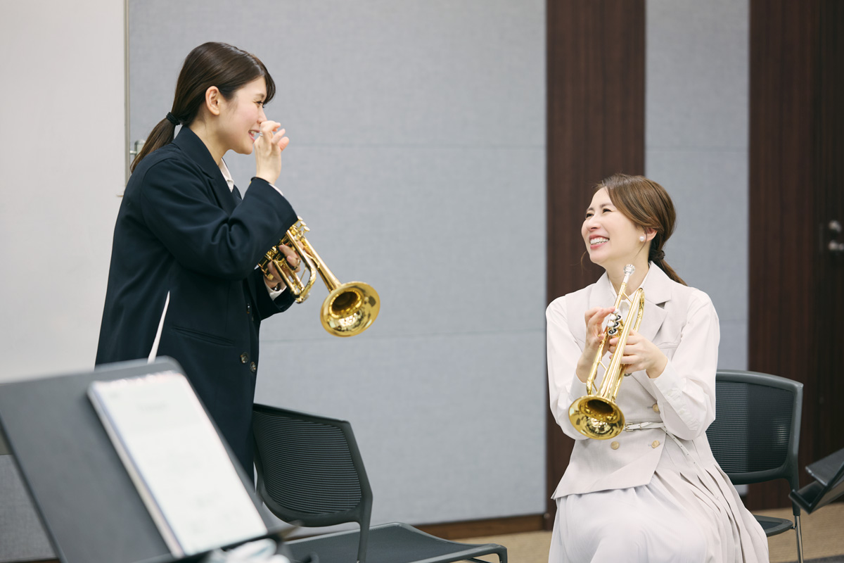 堀井美香さんがトランペットにチャレンジしました ヤマハ音楽教室