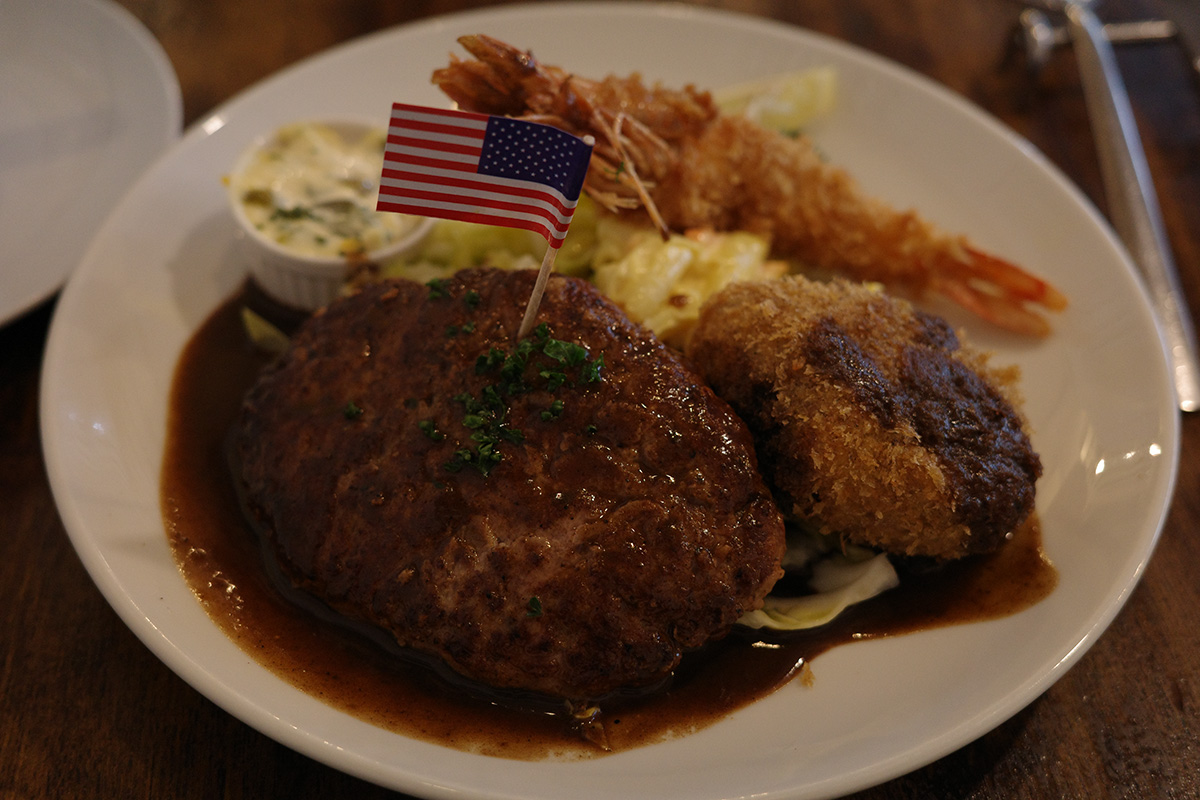 洋食「航旅莉屋（こりょうりや）」のランチ