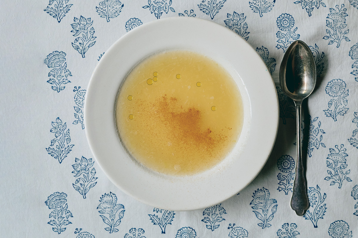 【生理痛×せいろレシピ】玉ねぎの甘みとシナモンの香りが優しく染みるスープ。