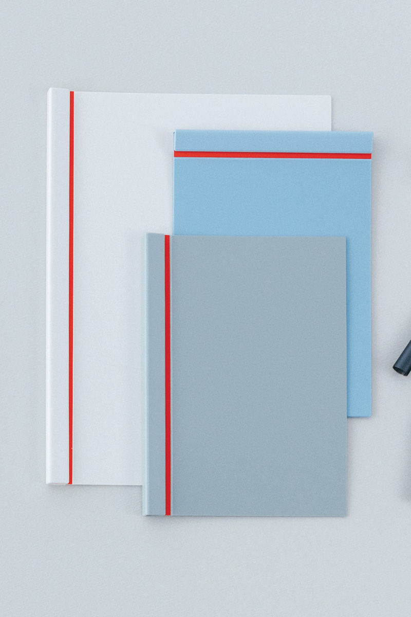 KREVAさんが選ぶ「使ったらスゴさがわかる」文房具3. 〈研恒社〉の「SlideNote」