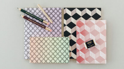 ひとつ1,000円以上する消しゴム？ プレゼントに最適なブランドものの文房具7選