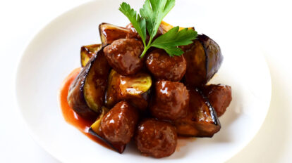 朝も夜もおいしくたんぱく質を！ カラダに優しい大人のための「イシイのおべんとクン ミートボール」