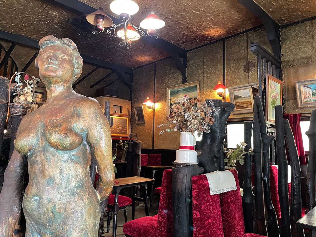 これまで訪れた数は2,000軒以上！喫茶店通の難波里奈さんが本当に好きな喫茶店　著名人も愛した文化遺産的な存在〈ネルケン〉