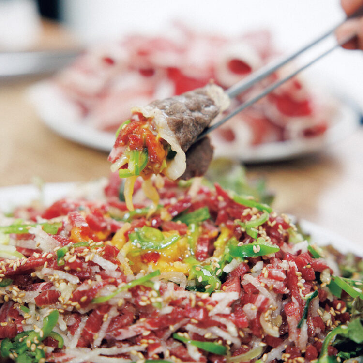 ソウル ユッケ 〈百済精肉店〉