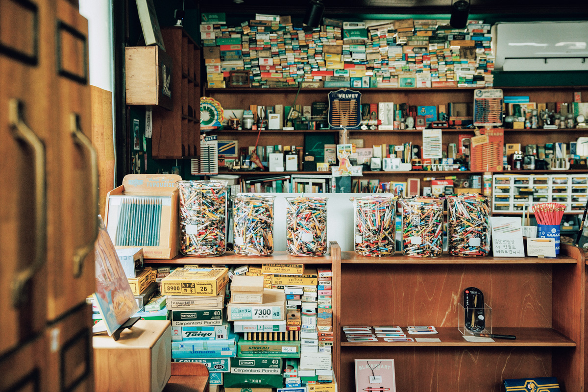 一本の鉛筆からストーリーや歴史を感じる。〈BLACK HEART(小さな鉛筆店・フクシム)〉 ソウル 鉛筆専門店