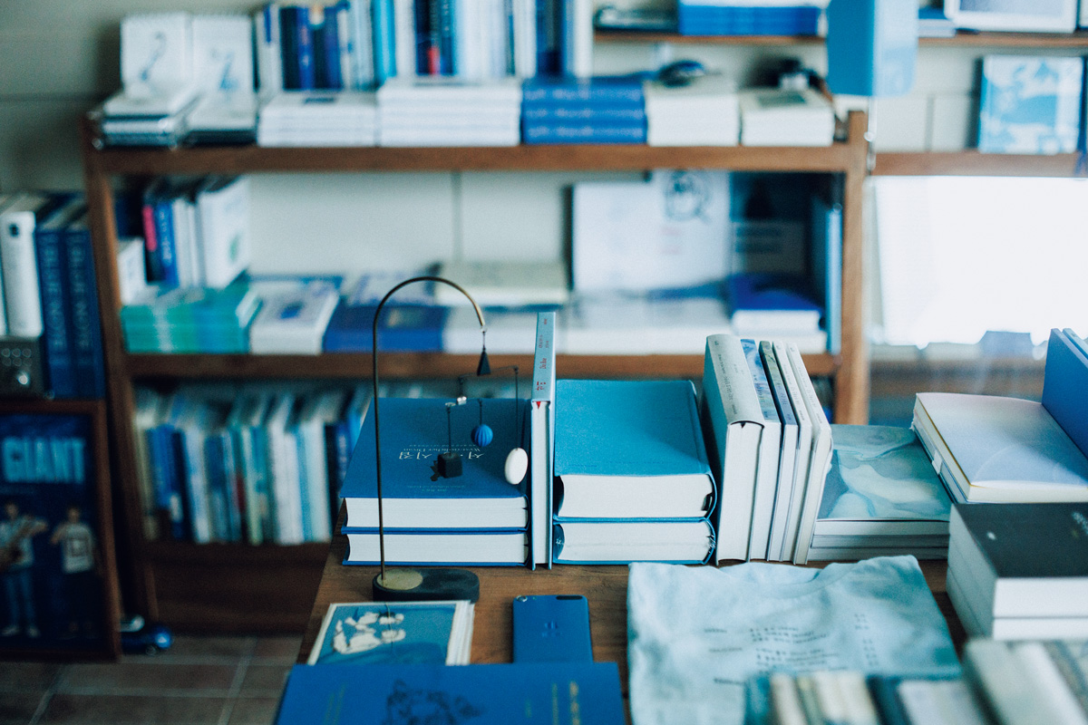 青いものしかありません。ソウル・西大門にある「青」をテーマにした専門店〈So Blue〉