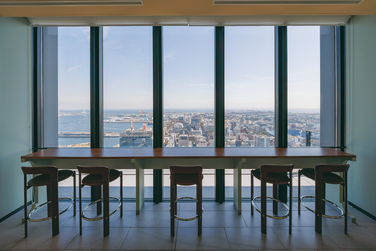 横浜　馬車道　星野リゾート