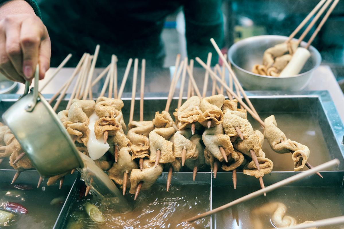 席でもスタンディングでも食べられるおでん「スンデ」 釜山 プジョン