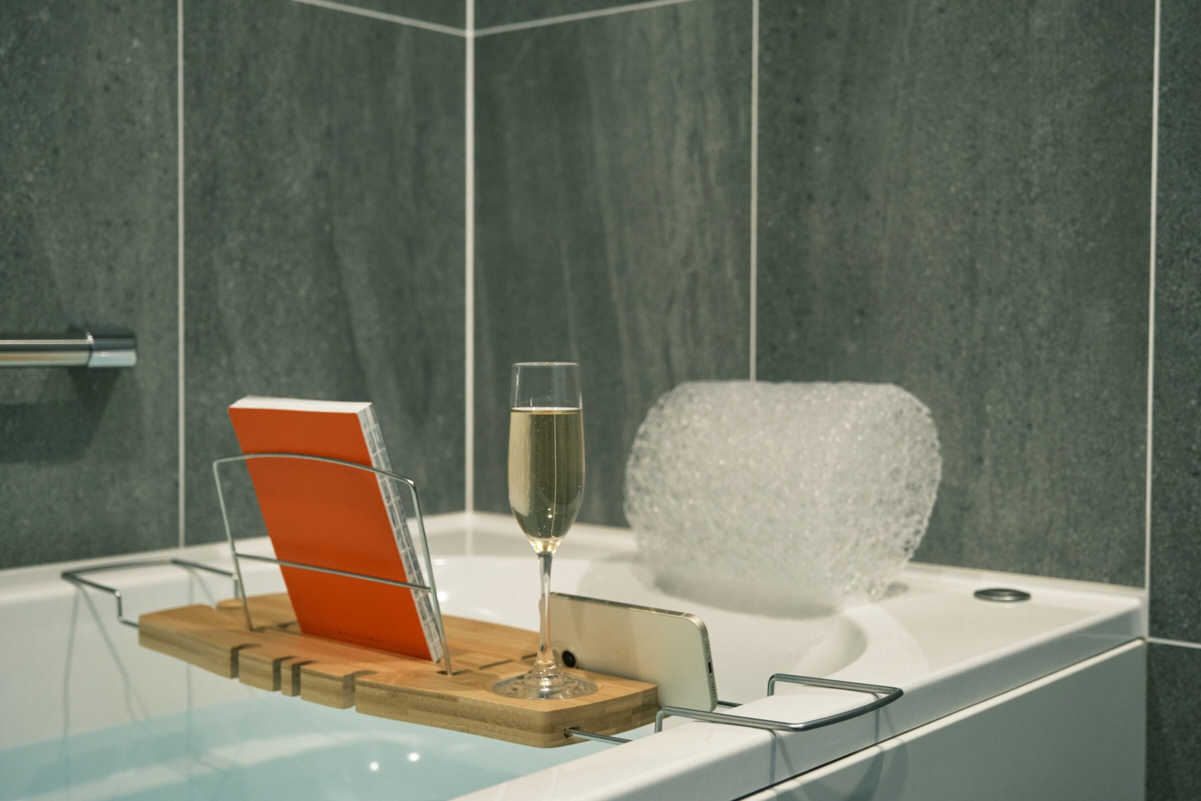 愛知〈ニッコースタイル名古屋〉
　ひとり旅