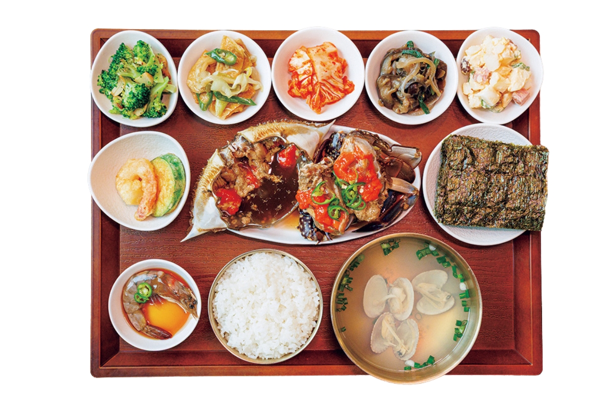 〈ケミ食堂〉の「カンジャンケジャン定食」　ソウルひとりごはん