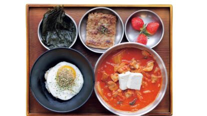 【麻浦・望遠】ひとりでサクッとランチなら〈チョジプ〉の「キムチチゲ定食」