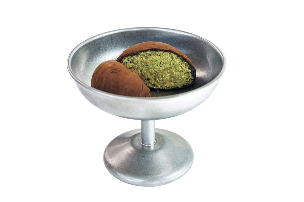 ドゥチョンクは、1日限定50～100個の早い者勝ち。〈Tournesol〉の「ドゥチョンク」