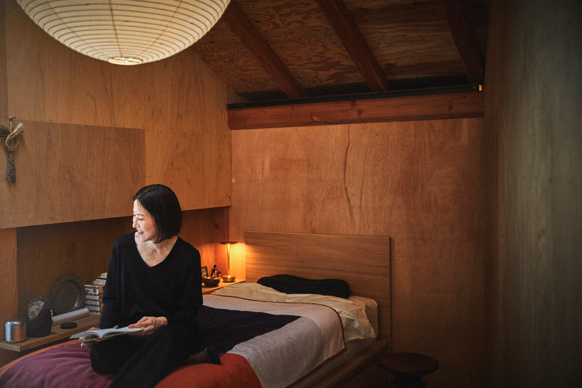 NEW LIGHT POTTERY　奈良　ヒツジのいらない枕　いい枕