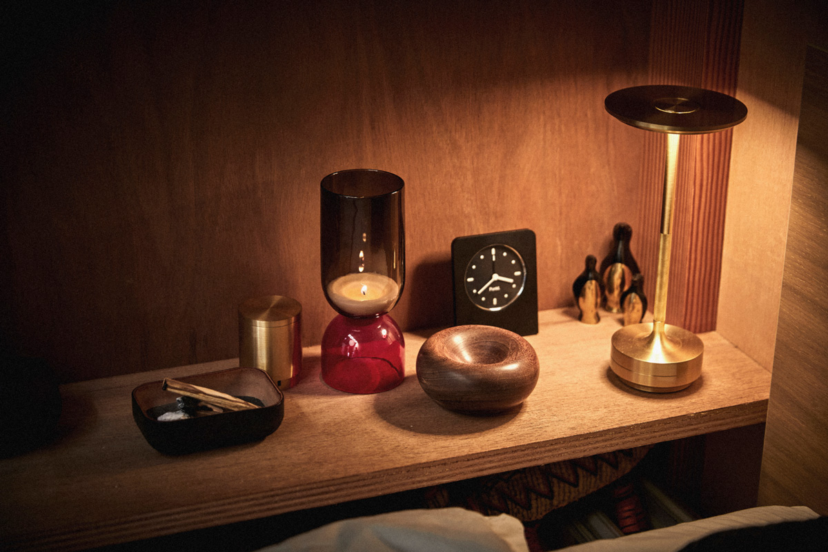 NEW LIGHT POTTERY　奈良