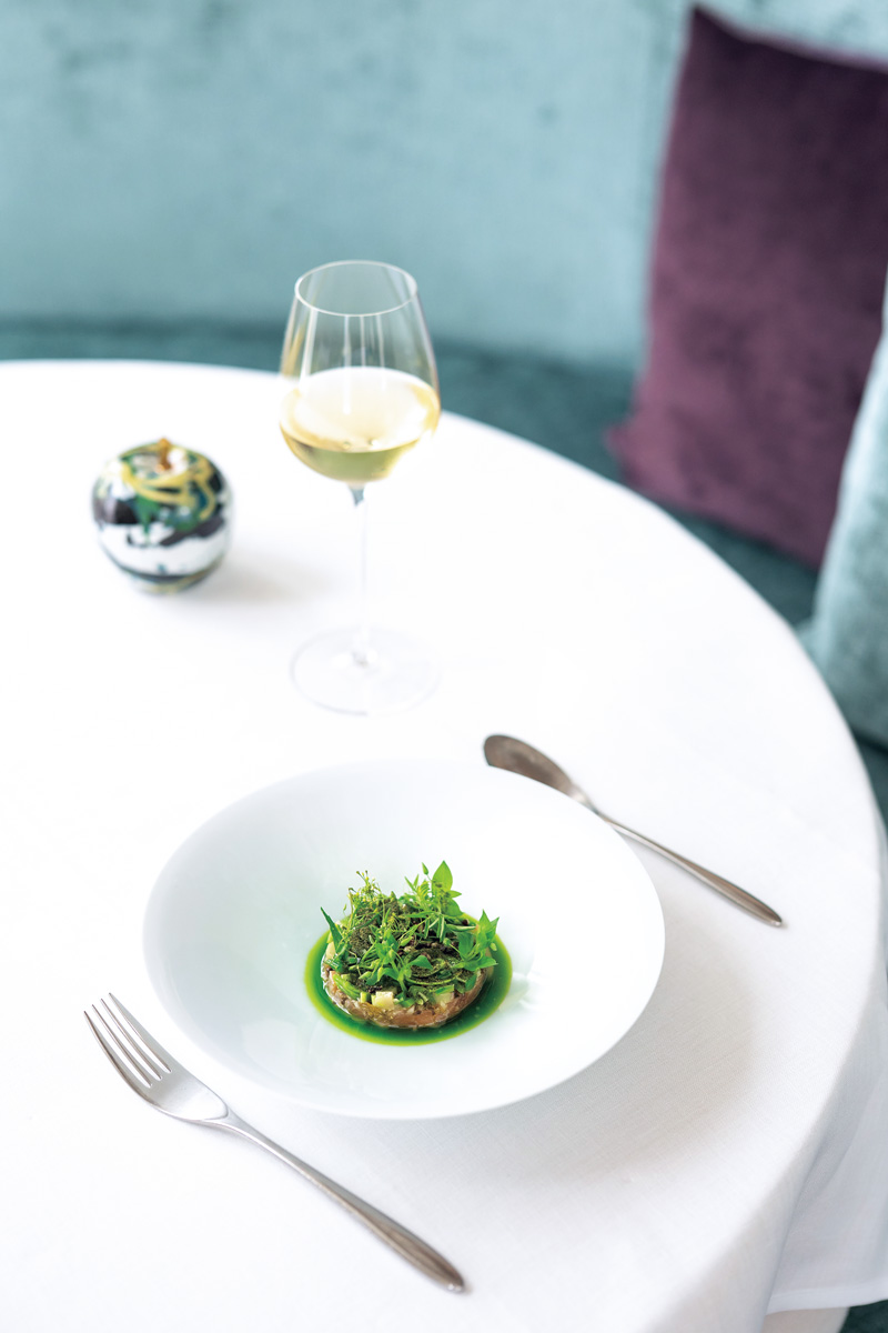 大銀座でも指折りの、美食家たちを唸らせてきた2軒のガストロノミーがこの春、新シェフを迎えて再始動！