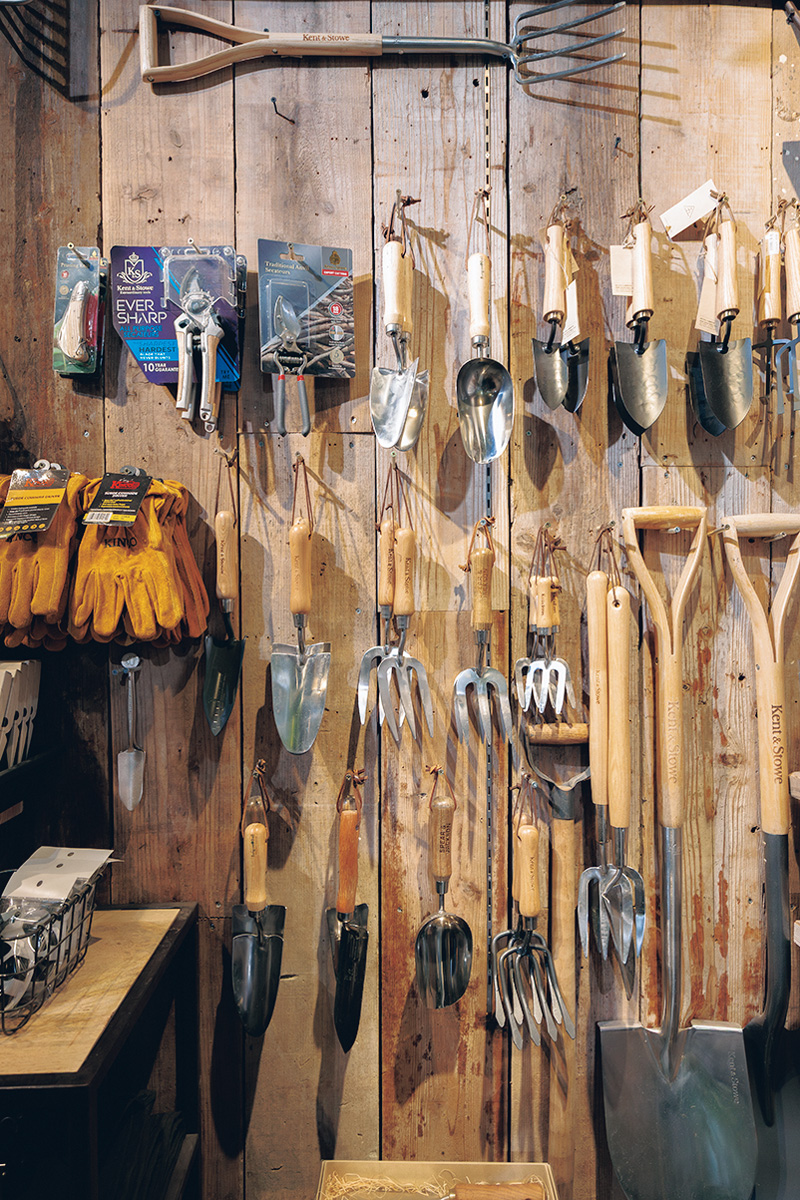 大人のニーズに応える、洗練された園芸店。〈garage TOKYO〉　銀座で選ぶ観葉植物