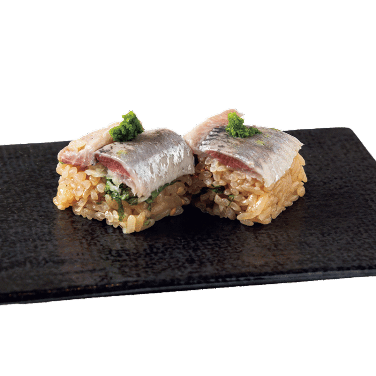 あたりネギをのせた酢〆イワシの 漁場鮨800円。冷酒とも好相性。 あたりネギをのせた酢〆イワシの 漁場鮨800円。冷酒とも好相性。
