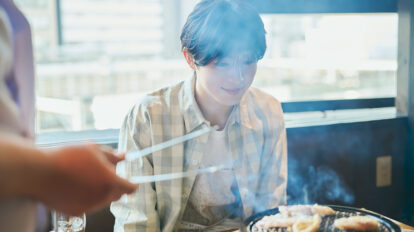 初めての食感!? 贅沢な「焼きふぐ」をいただく。｜西山智樹のおさかな天国。第2回