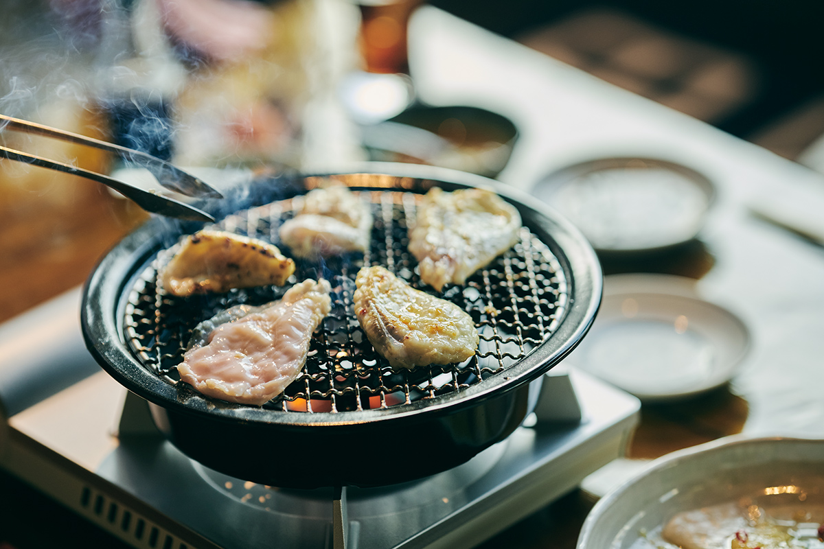 西山智樹　連載　お魚　千駄ヶ谷 焼き福 浅野　ふぐ