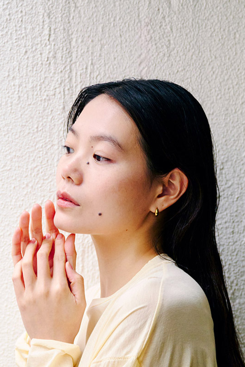 老け見えは顔だけじゃない。簡単ケア4選｜手元をはじめ、髪、歯や歯茎など見落としがちなパーツケア