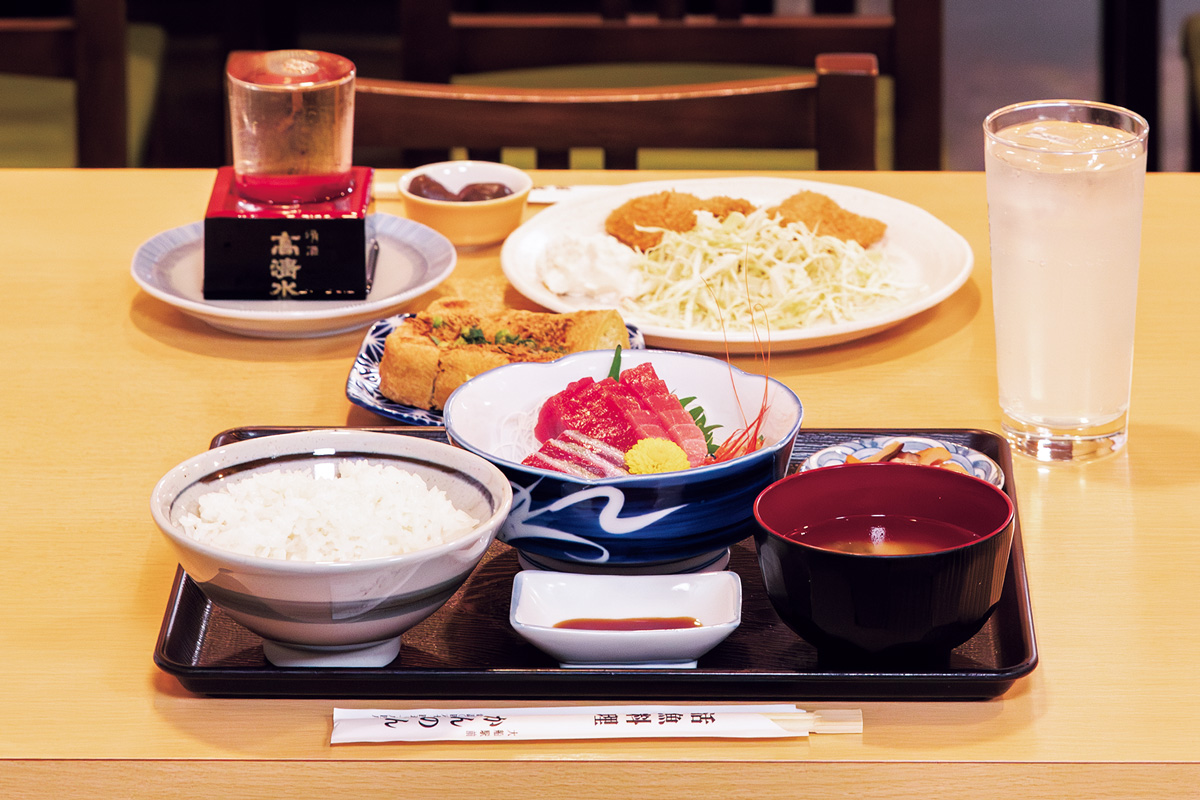気っ風の良さが心に沁みる、鮮魚と一品料理が自慢の人情食堂。〈活魚料理かんのん〉 大船の名店