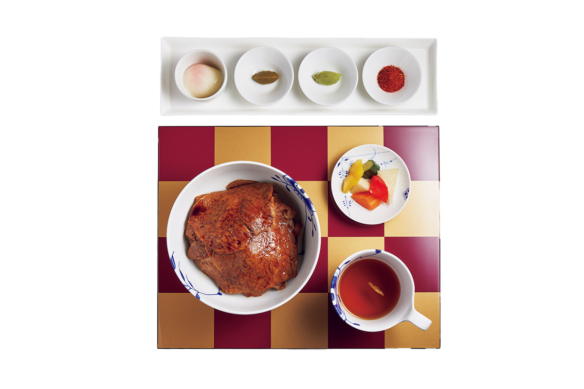 名門ホテルの“新名物”はとびっきりの牛丼。〈オールデイ ダイニング「ORIGAMI」〉/溜池山王