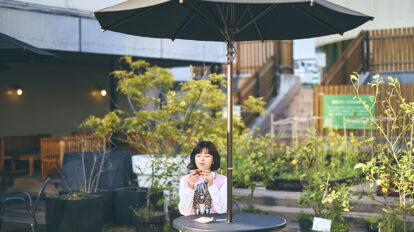 銀座の空の下でピクニック！？ 老舗百貨店屋上で味わうご褒美ランチ。｜神田愛花の「間違いない街、銀座。」第14回