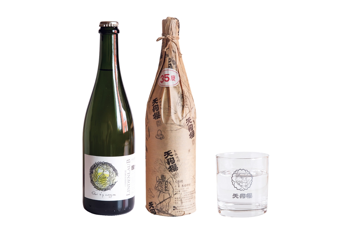 鹿児島出身の同級生二人が営む陽気な酒場。〈cozi cozi.〉