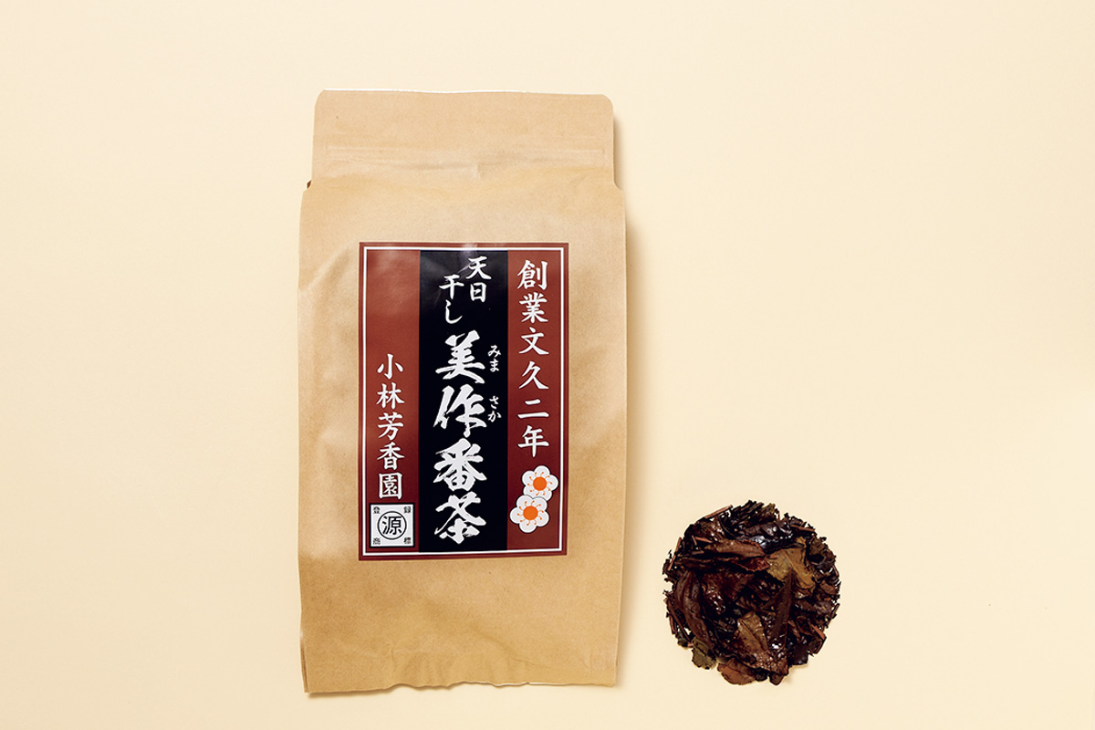 茶葉の艶めきが語る手間の数。【岡山県】〈お茶の芳香園〉の「美作番茶」