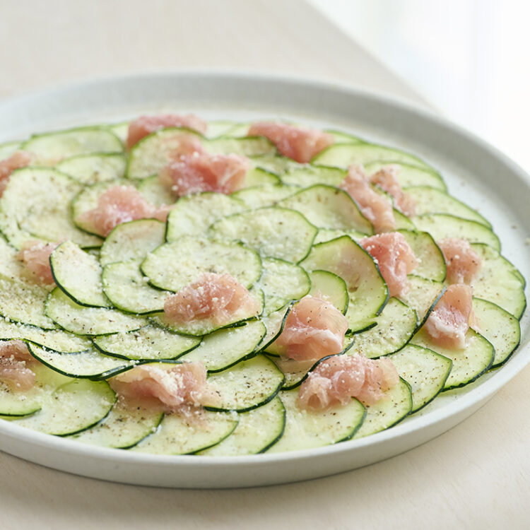 火を使わないラクうま野菜レシピ6選｜レンチン、混ぜるだけ、包丁いらずほか