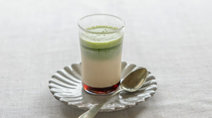 夏のお茶、冷やして飲むだけじゃもったいない。いつものお茶がもっとおいしくなる簡単レシピ6選