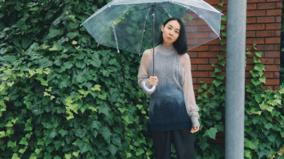 「他者のことは、やっぱりわからない」作家・朝吹真理子が『信号旗K』で描く、対話の空気感と人へのまなざし。