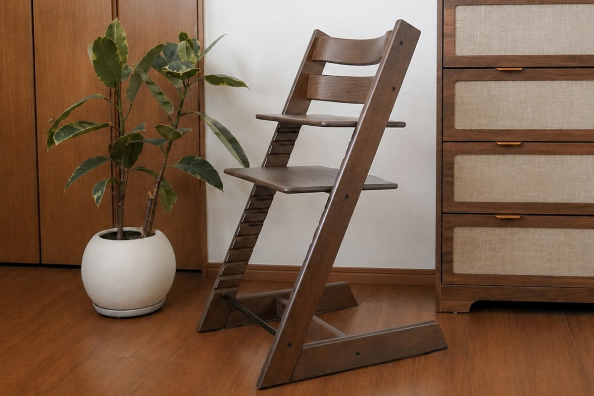 一度選べば、ずっと我が家の定番。子どもと一緒に育つ家具〈STOKKE〉の長く使えるデザイン　トリップトラップ