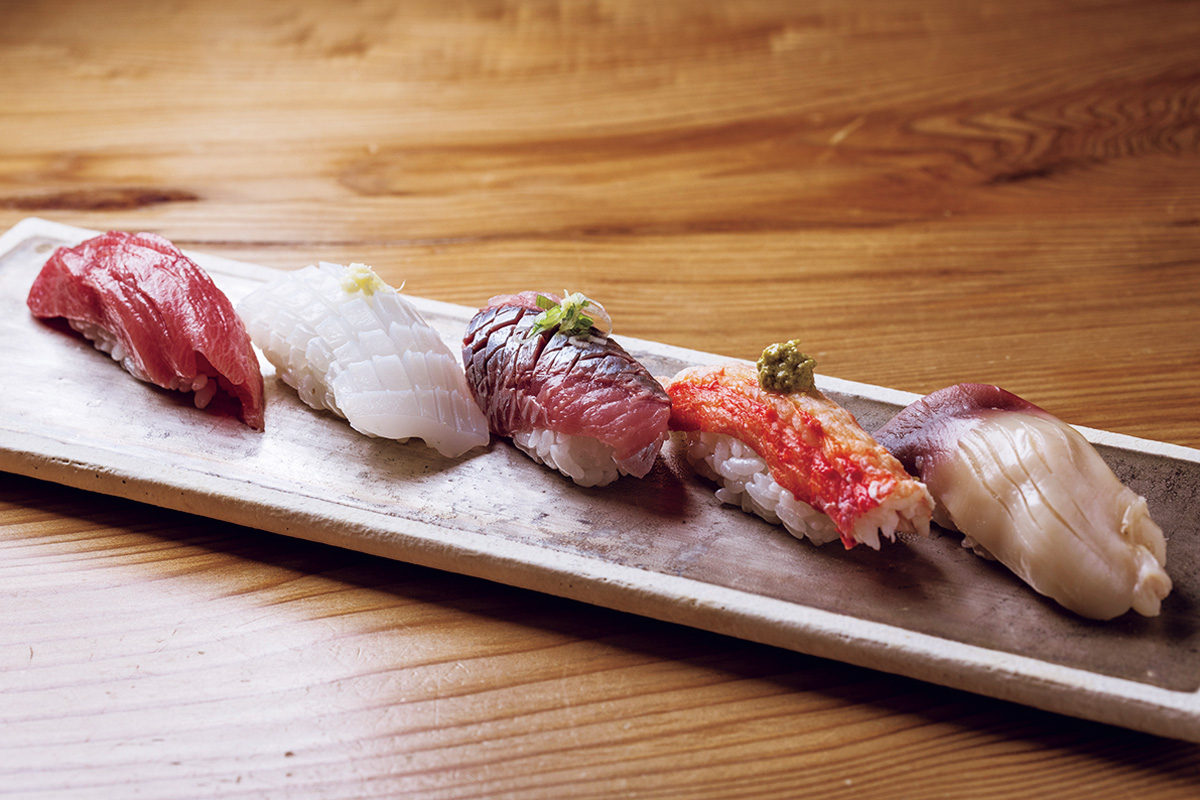 【札幌】地元の食通がこっそり教える絶対に外さない寿司店6選｜回転寿司からカウンターまで