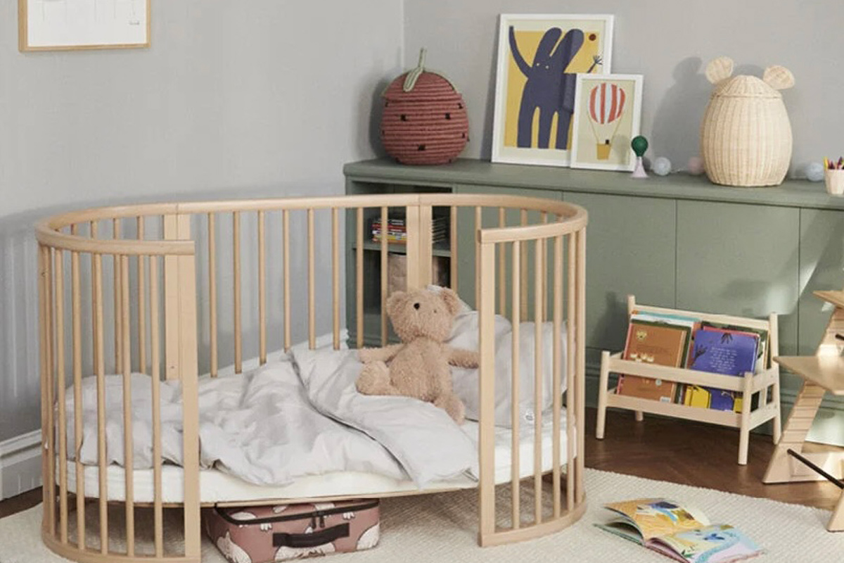 一度選べば、ずっと我が家の定番。子どもと一緒に育つ家具〈STOKKE〉の長く使えるデザイン