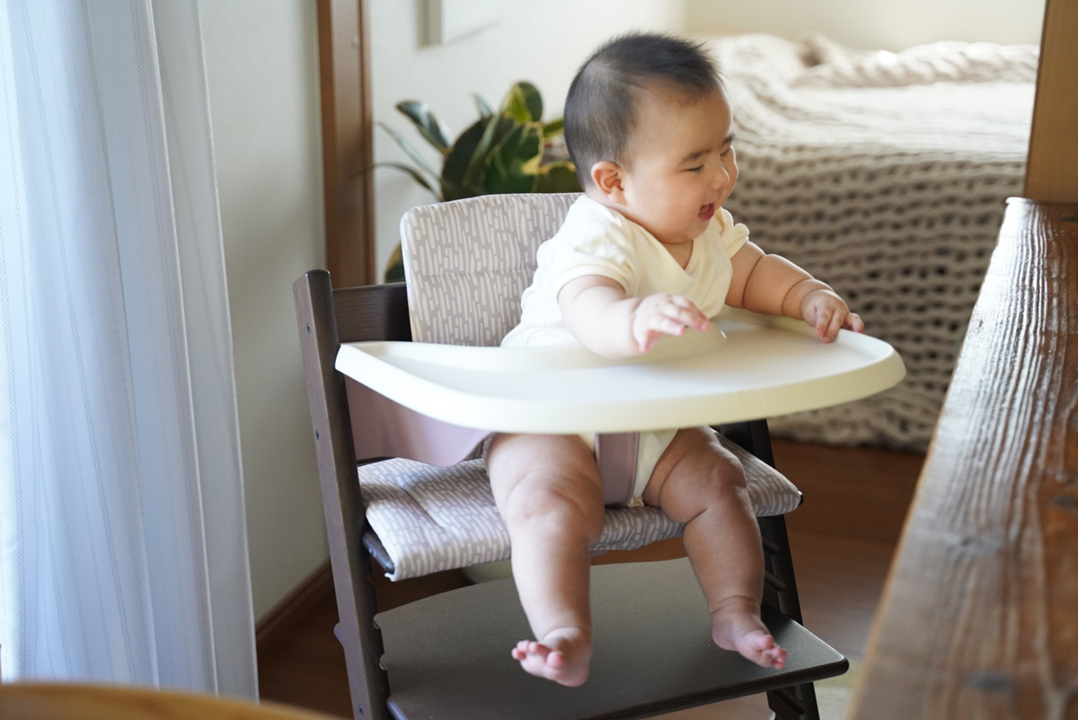 一度選べば、ずっと我が家の定番。子どもと一緒に育つ家具〈STOKKE〉の長く使えるデザイン