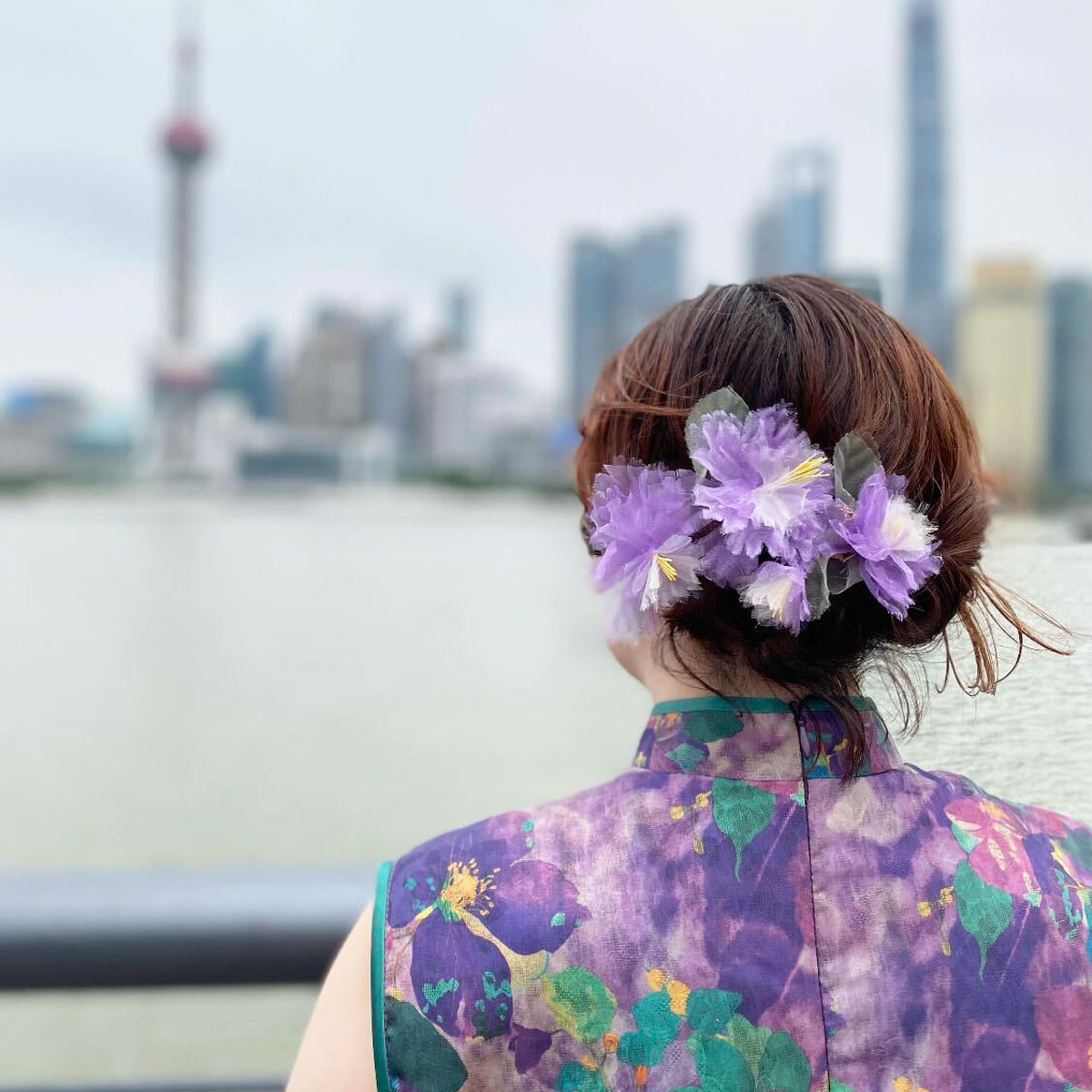 恥ずかしがらずに“変身”したもん勝ち。中国らしい衣装&ヘアメイクで、もっと没入! 上海