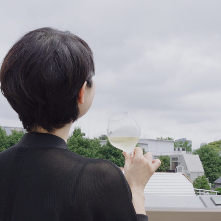 調整レイヤー.00_00_22_22.静止画004