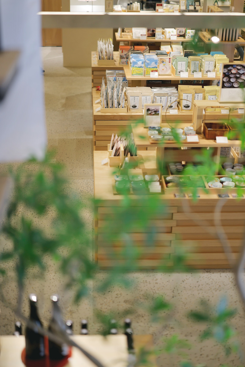 京都・祇園に誕生した〈茅乃舎〉旗艦店
