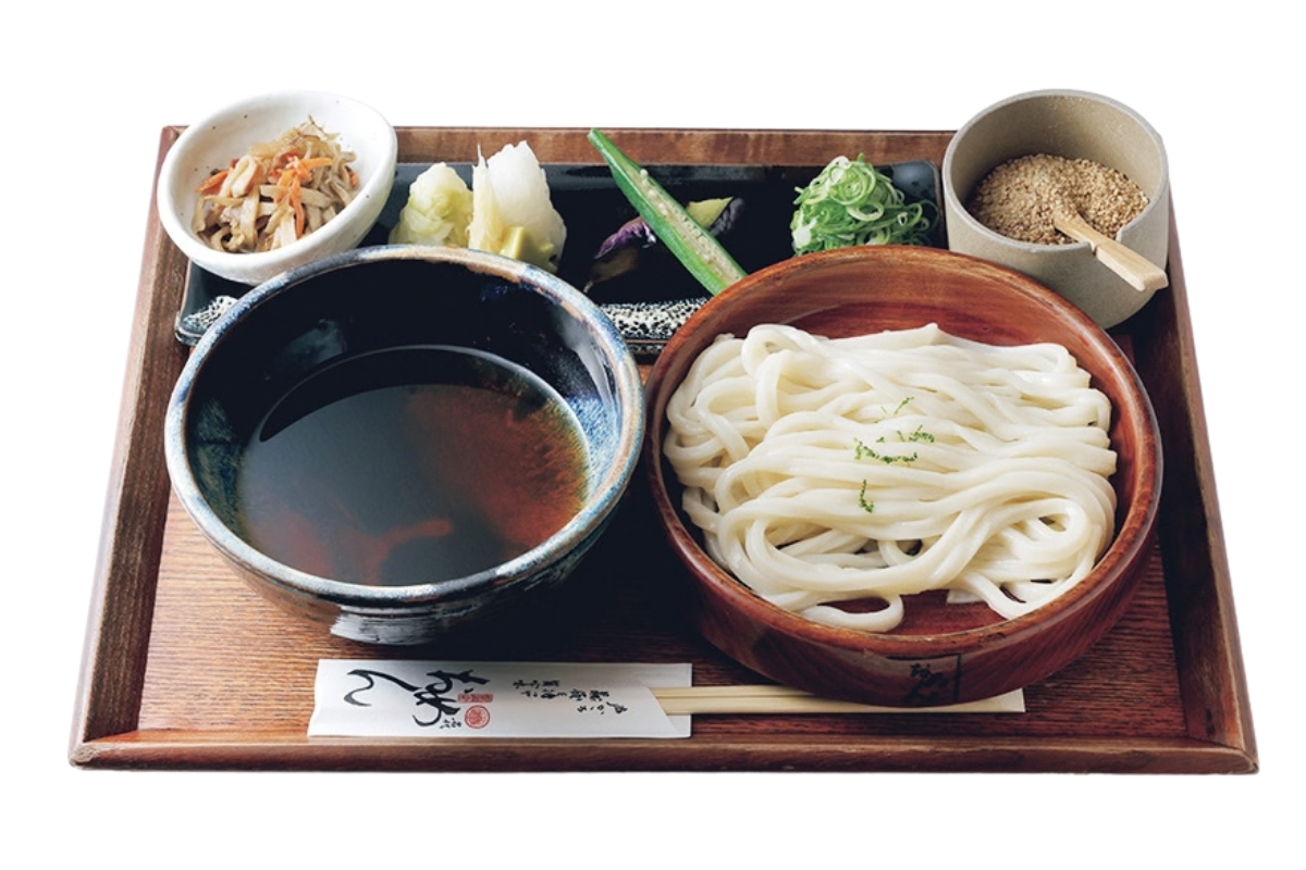 群馬発祥ながら今や京都人が認める京都名物に。〈名代おめん〉の「名物つけ麺おめん(冷)」