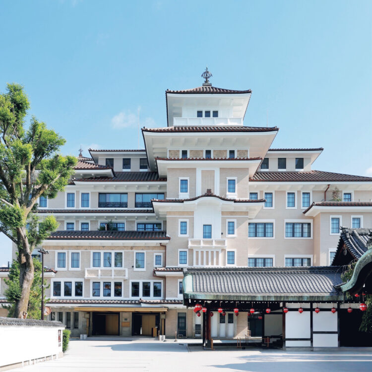 歴史ある佇まいと建築美を継承、祇園の景観に溶け込む新たな拠点。〈帝国ホテル 京都〉 歴史ある佇まいと建築美を継承、祇園の景観に溶け込む新たな拠点。〈帝国ホテル 京都〉