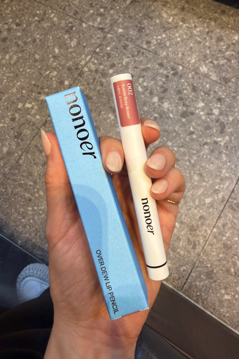森香澄おすすめの韓国コスメ。〈CHICOR 江南駅店〉(ソウル・江南)のリップペンシル