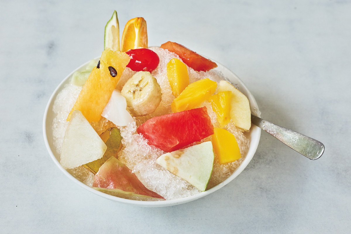 老舗パーラーで味わう旬のフルーツかき氷。〈莉莉水果店〉