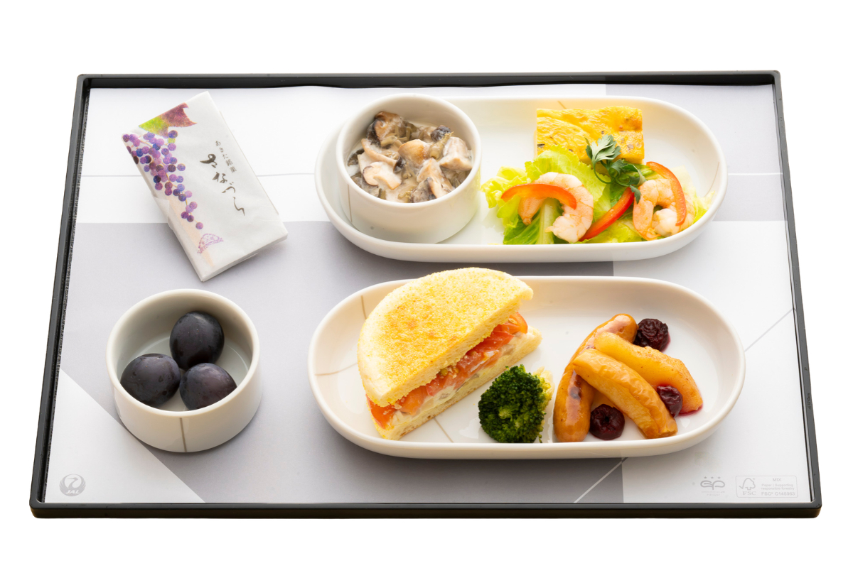 日本の魅力を再発見するJALの新機内食。
