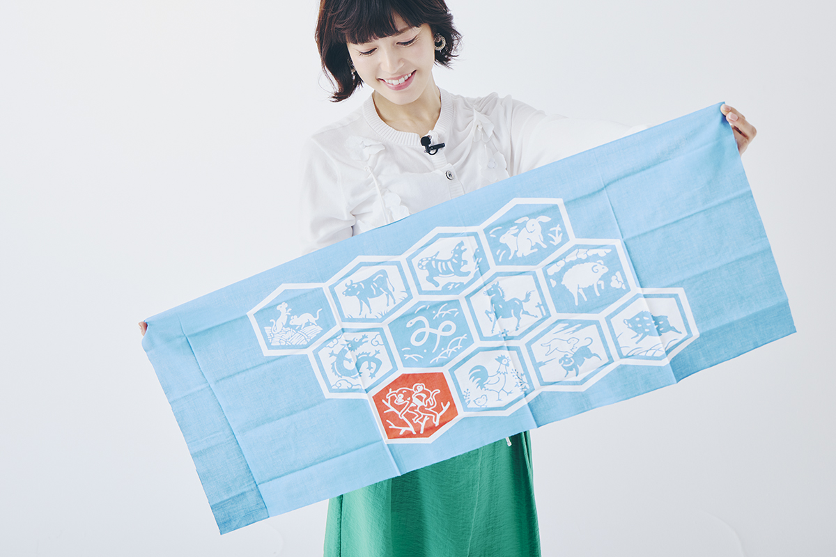 銀座 大野屋で買い物をする神田愛花