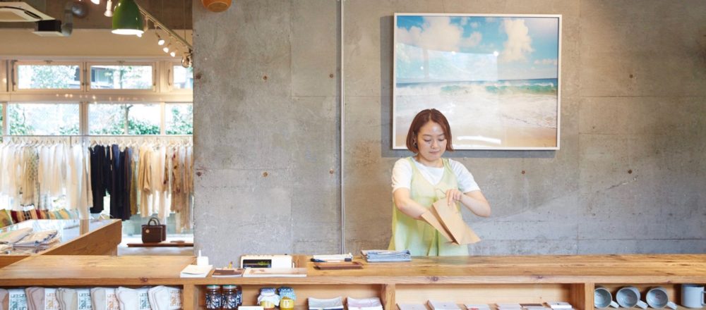 【神奈川】花草、服飾,還有咖啡!在葉山〈SUNSHINE+CLOUD〉感受日本的海灘文化。