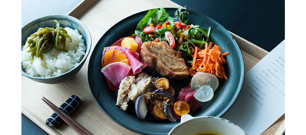 【山形】熟悉餐點食材的每位生產者,為家鄉保留純淨風土滋味的咖啡廳「manoma」